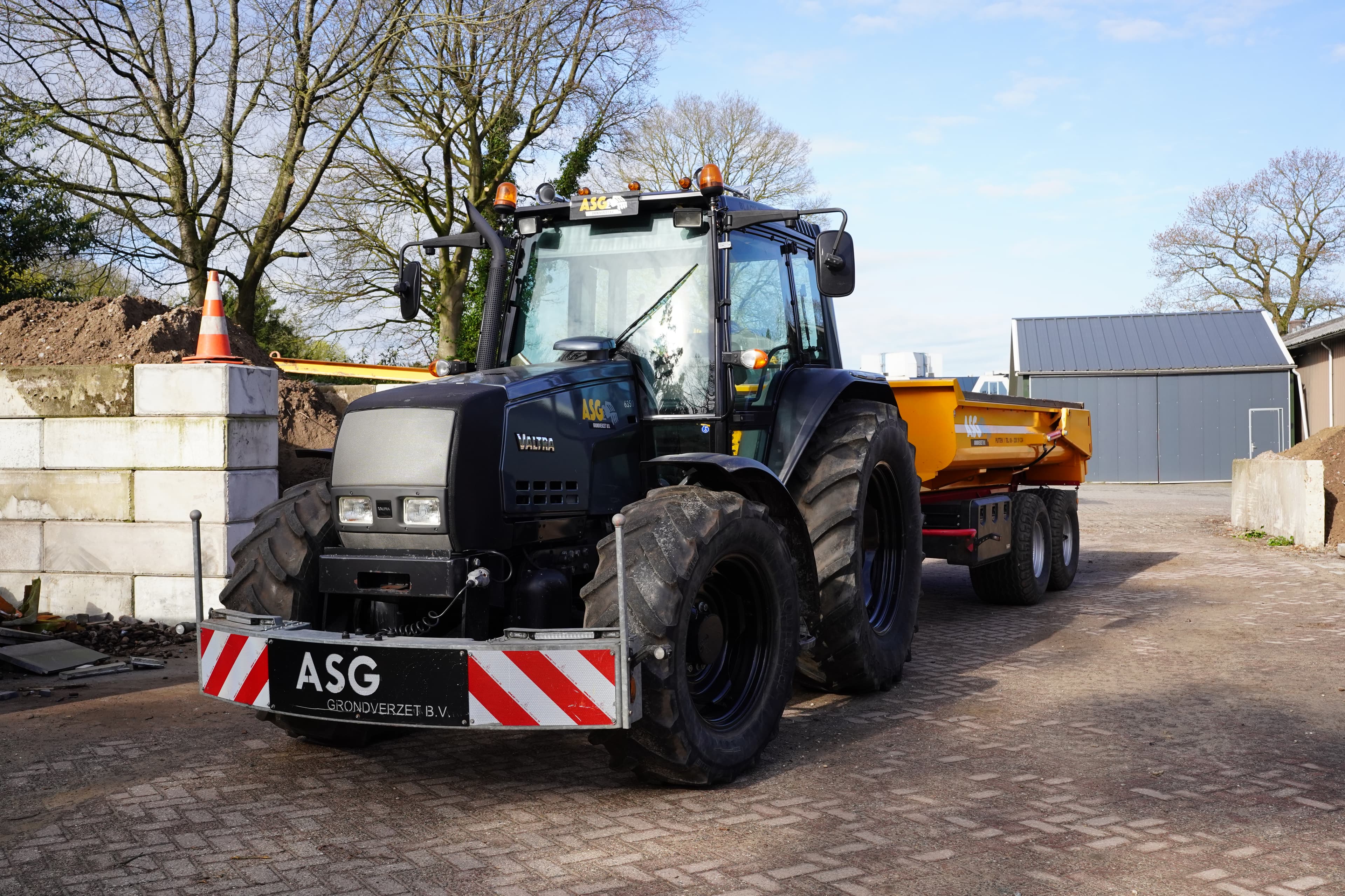 Professionele projectfoto van ASG Grondverzet op locatie